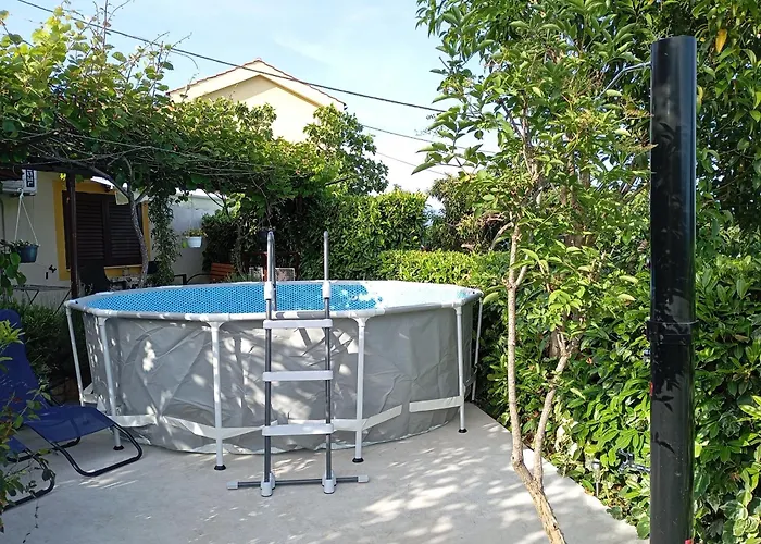 Leona Bregi Apartman *